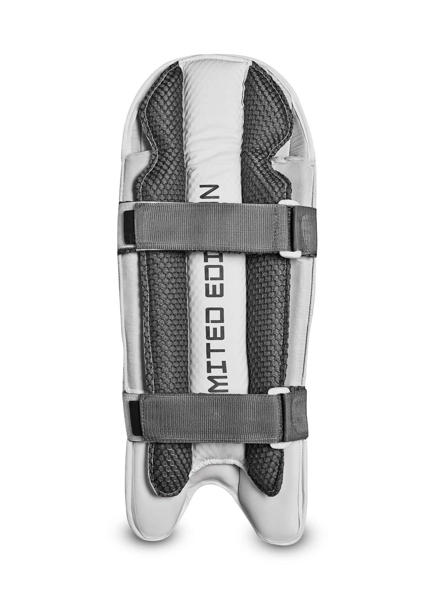 Pro Limited Edition Wicket Keeping Pads - thumbnail 3