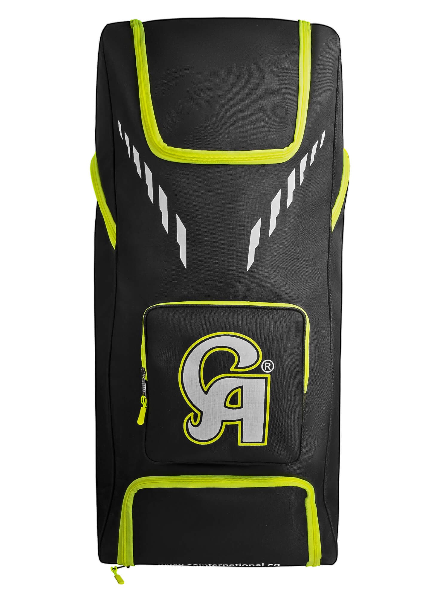 18k duffle with wheel - image 1